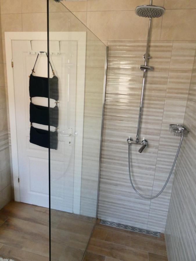 Casa Lara Počitniška hiša *